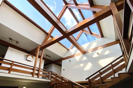 Casa à venda com 500m², 5 quartos e 4 vagasEscadas