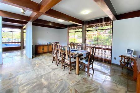 Casa à venda com 500m², 5 quartos e 4 vagasSala de Jantar