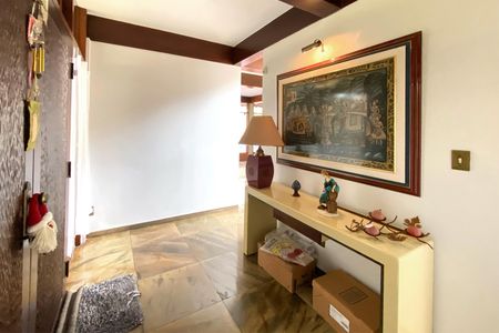 Casa à venda com 500m², 5 quartos e 4 vagasHall de Entrada