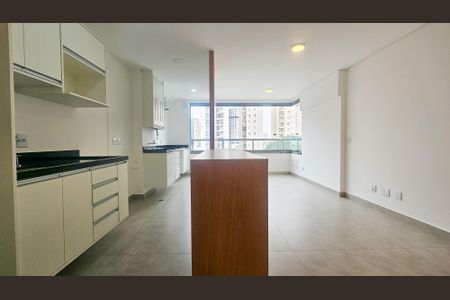 Sala de apartamento para alugar com 2 quartos, 63m² em Vila Azevedo, São Paulo