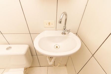 Banheiro de casa para alugar com 1 quarto, 28m² em Vila California, São Paulo