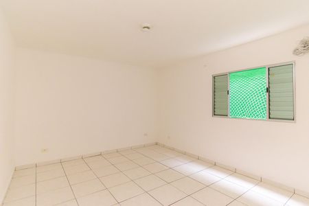 Sala/ Quarto de casa para alugar com 1 quarto, 28m² em Vila California, São Paulo
