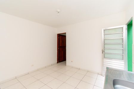 Cozinha de casa para alugar com 1 quarto, 28m² em Vila California, São Paulo