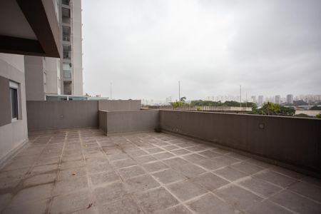 Apartamento para alugar com 132m², 3 quartos e 2 vagasVARANDA E ÁREA DE SERVIÇO