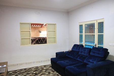 Sala de casa para alugar com 3 quartos, 180m² em Condominio Santa Rita, Goiânia