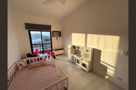 Apartamento à venda com 131m², 3 quartos e 2 vagasQuarto 1