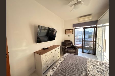 Apartamento à venda com 131m², 3 quartos e 2 vagasSuíte