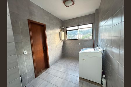 Apartamento à venda com 131m², 3 quartos e 2 vagasÁrea de Serviço