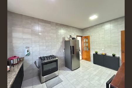 Apartamento à venda com 131m², 3 quartos e 2 vagasCozinha