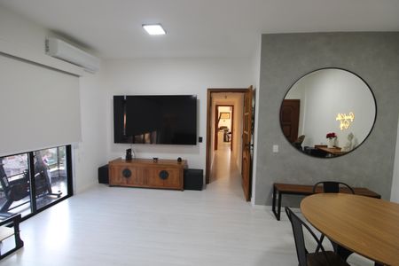 Apartamento à venda com 131m², 3 quartos e 2 vagasSala