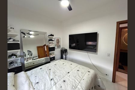 Apartamento à venda com 131m², 3 quartos e 2 vagasQuarto 2