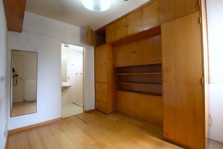Apartamento à venda com 98m², 2 quartos e 2 vagasQuarto 2 - Suíte