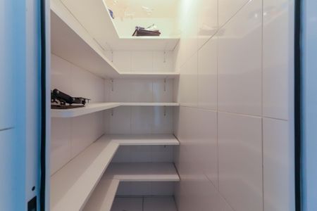 Apartamento à venda com 95m², 3 quartos e 2 vagasDispensa - Cozinha e Área de Serviço