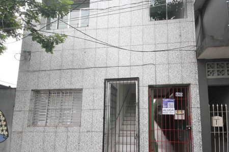 Casa para alugar com 46m², 3 quartos e sem vagaFachada