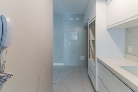 Apartamento para alugar com 77m², 2 quartos e 2 vagasCozinha e Área de Serviço