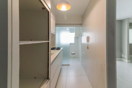 Apartamento para alugar com 77m², 2 quartos e 2 vagasCozinha e Área de Serviço