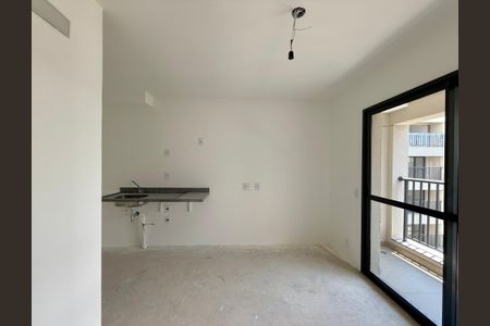 Quarto de kitnet/studio à venda com 0 quarto, 24m² em Vila Cordeiro, São Paulo