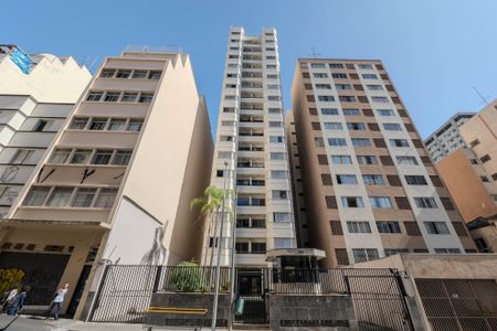 Apartamento para alugar com 35m², 1 quarto e 1 vaga Apartamento para alugar com 35m², 1 quarto e 1 vagaFachada