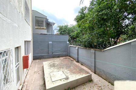 Casa à venda com 368m², 6 quartos e 4 vagasQuintal