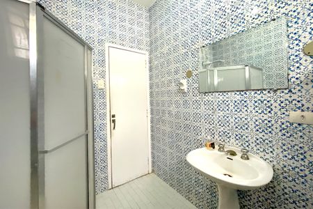 Casa à venda com 368m², 6 quartos e 4 vagasBanheiro