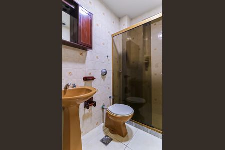 Apartamento à venda com 92m², 2 quartos e 1 vaga Apartamento à venda com 92m², 2 quartos e 1 vagaBanheiro