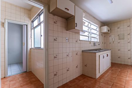 Apartamento à venda com 92m², 2 quartos e 1 vaga Apartamento à venda com 92m², 2 quartos e 1 vagaCozinha e Área de Serviço