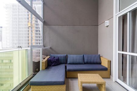 Apartamento para alugar com 65m², 1 quarto e 1 vagaVaranda