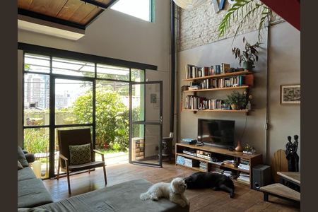 Casa à venda com 3 quartos, 190m² em Vila Ipojuca, São Paulo