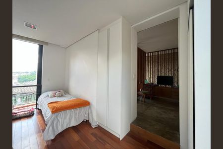 Casa à venda com 3 quartos, 190m² em Vila Ipojuca, São Paulo