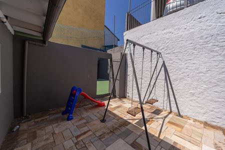 Apartamento para alugar com 55m², 2 quartos e 1 vagaÁrea comum - Playground