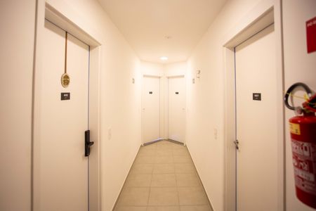 Apartamento à venda com 43m², 2 quartos e 1 vagaHall de entrada