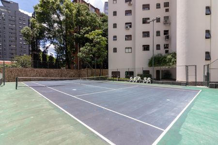 Apartamento para alugar com 190m², 3 quartos e 3 vagas Apartamento para alugar com 190m², 3 quartos e 3 vagasQuadra Esportiva