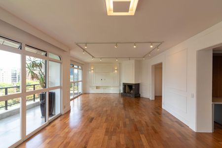 Apartamento para alugar com 190m², 3 quartos e 3 vagas Apartamento para alugar com 190m², 3 quartos e 3 vagasSala