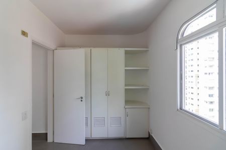 Apartamento para alugar com 190m², 3 quartos e 3 vagas Apartamento para alugar com 190m², 3 quartos e 3 vagasQuarto de Serviço