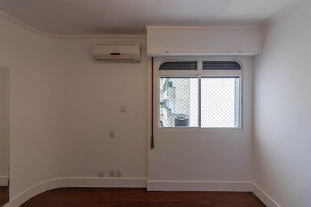 Apartamento para alugar com 190m², 3 quartos e 3 vagas Apartamento para alugar com 190m², 3 quartos e 3 vagasQuarto 2