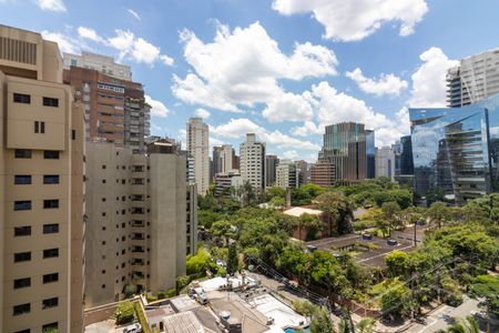 Apartamento para alugar com 190m², 3 quartos e 3 vagas Apartamento para alugar com 190m², 3 quartos e 3 vagasVista da Suíte