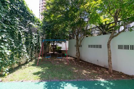 Apartamento para alugar com 190m², 3 quartos e 3 vagas Apartamento para alugar com 190m², 3 quartos e 3 vagasÁrea comum - Playground
