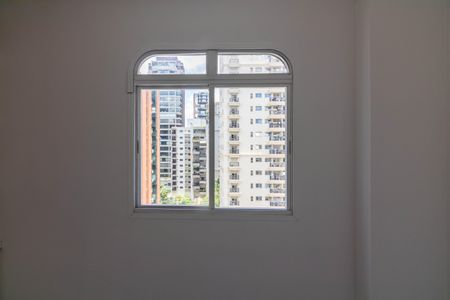 Apartamento para alugar com 190m², 3 quartos e 3 vagas Apartamento para alugar com 190m², 3 quartos e 3 vagasQuarto de Serviço