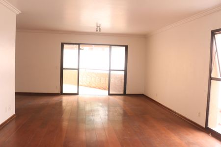 Sala de apartamento para alugar com 3 quartos, 215m² em Santa Paula, São Caetano do Sul