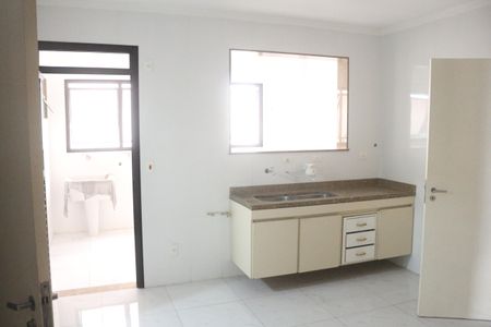 Apartamento para alugar com 215m², 3 quartos e 2 vagasCozinha