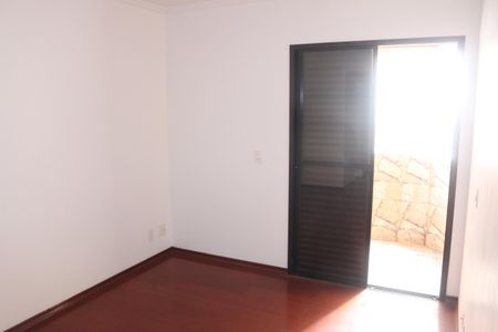 Apartamento para alugar com 215m², 3 quartos e 2 vagasSuíte