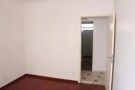 Apartamento para alugar com 215m², 3 quartos e 2 vagasQuarto 2