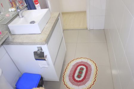 Apartamento para alugar com 64m², 2 quartos e 2 vagasBanheiro