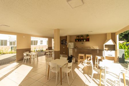 Apartamento para alugar com 50m², 2 quartos e 1 vagaÁrea comum - Salão de festas