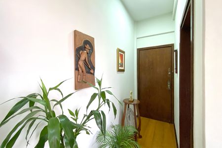 Hall de entrada de apartamento para alugar com 2 quartos, 75m² em Lourdes , Belo Horizonte