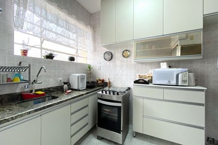 Apartamento para alugar com 75m², 2 quartos e 1 vagaCozinha