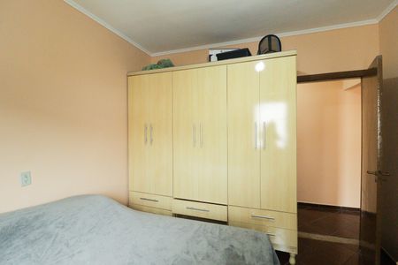 Casa à venda com 242m², 5 quartos e 2 vagas Casa à venda com 242m², 5 quartos e 2 vagasSuíte 2