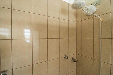 Casa à venda com 242m², 5 quartos e 2 vagas Casa à venda com 242m², 5 quartos e 2 vagasBanheiro da Suíte 1