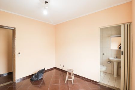 Casa à venda com 242m², 5 quartos e 2 vagas Casa à venda com 242m², 5 quartos e 2 vagasSuíte 1