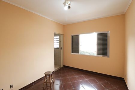 Casa à venda com 242m², 5 quartos e 2 vagas Casa à venda com 242m², 5 quartos e 2 vagasSuíte 1